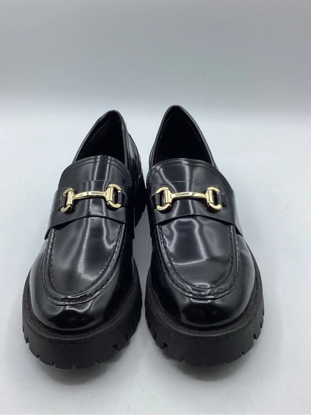 Steve Madden Black Patent Lando Loafers with Gold Horsebit hardware. Men’s 11